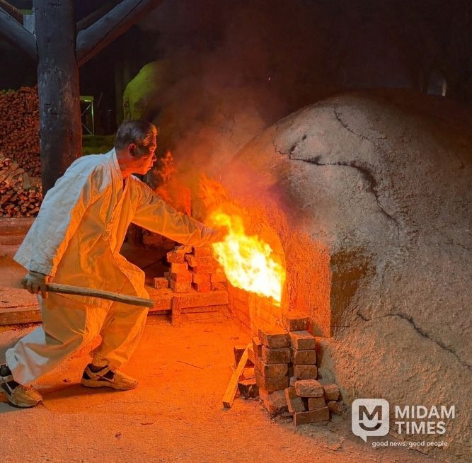 전통가마 소성 현장