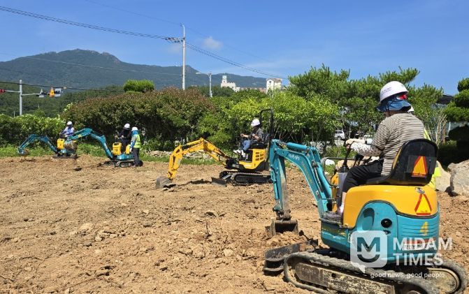 제2회 여성농업인 농기계 챌린지 참가자 모집