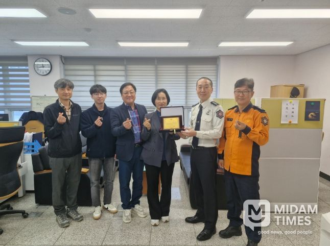 울진소방서, 화재예방 활동 기여에 따른 북면사무소에 감사패 전달